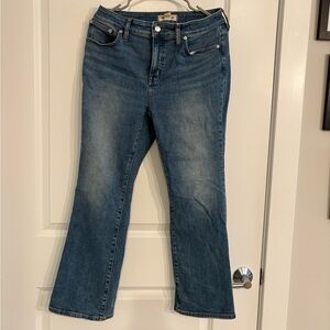 Madewell curvy fit kick out crop bootcut jeans